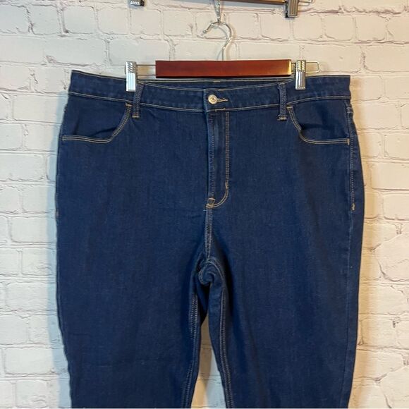 Old Navy Super Rise Skinny Dark Wash Jeans size 18 - Picture 3 of 6